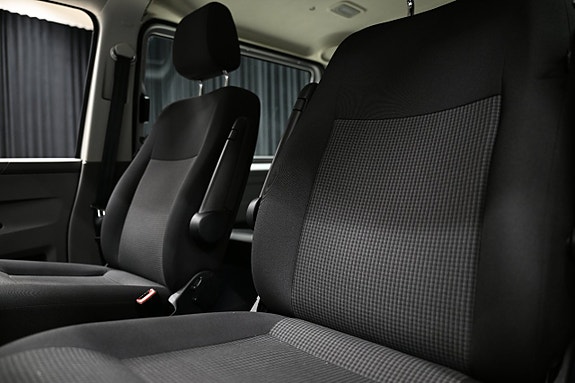 Volkswagen Transporter 23 of 30
