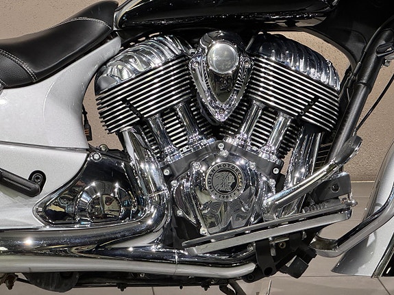 Indian CHIEFTAIN THUNDERSTROKE *900MIL* 3 of 7