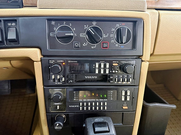 Volvo 780 15 of 19