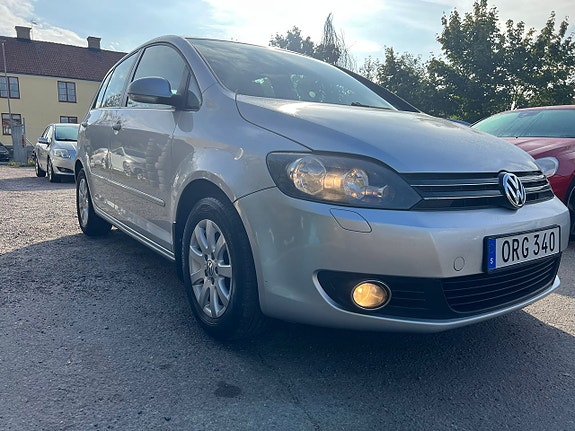 Volkswagen Golf Plus 2 of 9