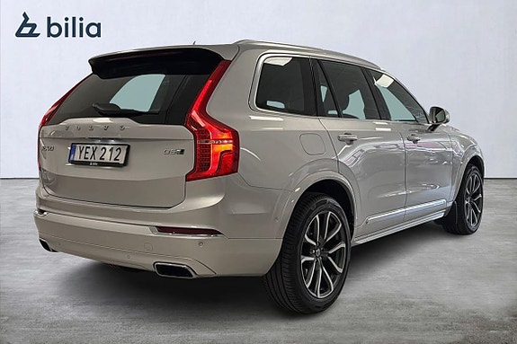 Volvo XC90 19 of 26