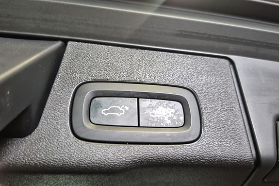 Volvo XC60 21 of 22