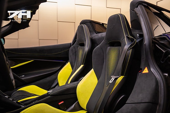 McLaren 750S 18 of 28