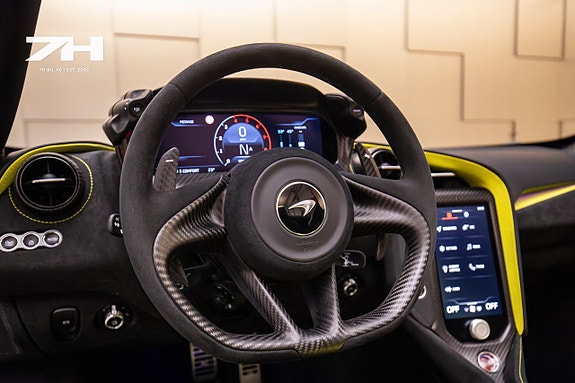 McLaren 750S 14 of 28