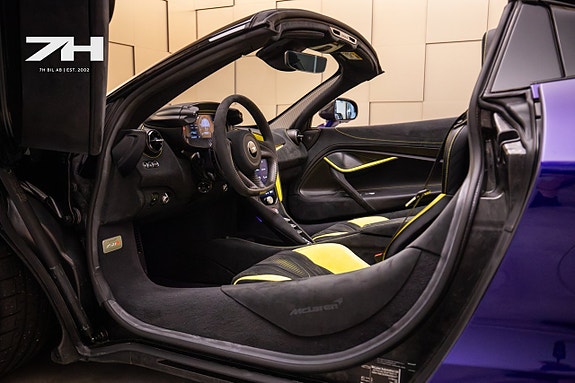McLaren 750S 11 of 28