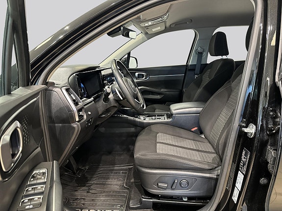 Kia Sorento 8 of 18