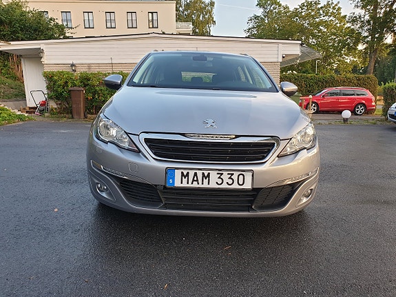 Peugeot 308 SW 2 of 24