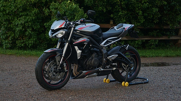 Triumph STREET TRIPLE 765 RS 2 of 3