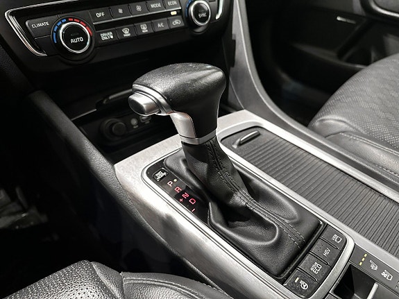 Kia Optima 12 of 18