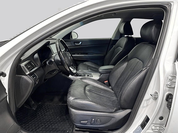 Kia Optima 8 of 18