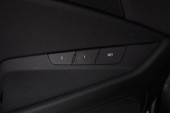 Audi Q8 e-tron 27 of 30