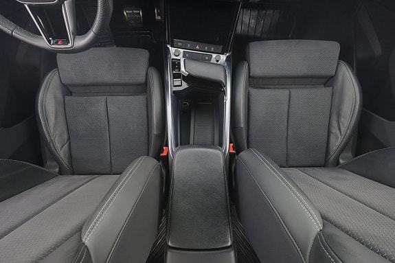 Audi Q8 e-tron 15 of 30