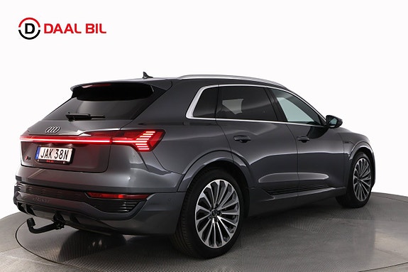 Audi Q8 e-tron 6 of 30
