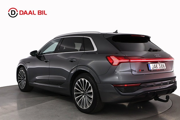 Audi Q8 e-tron 8 of 30