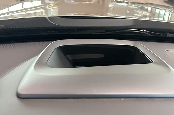 Volvo XC90 18 of 23
