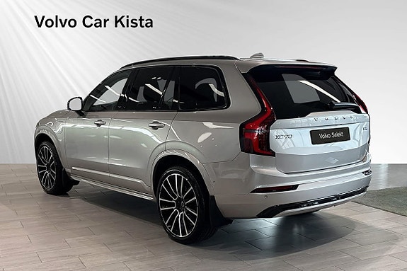 Volvo XC90 4 of 23