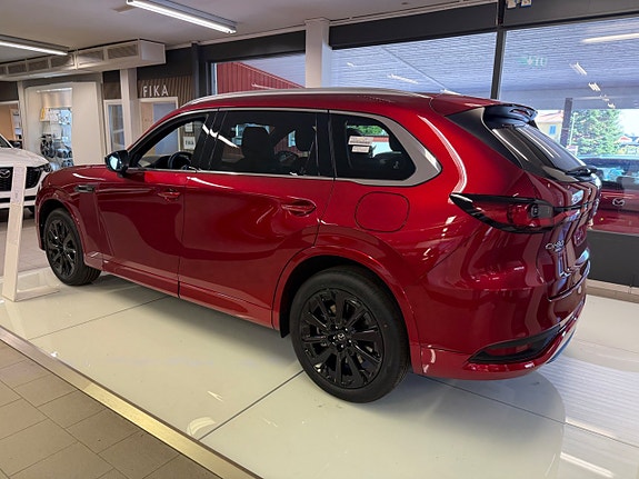 Mazda CX-80 2 of 5