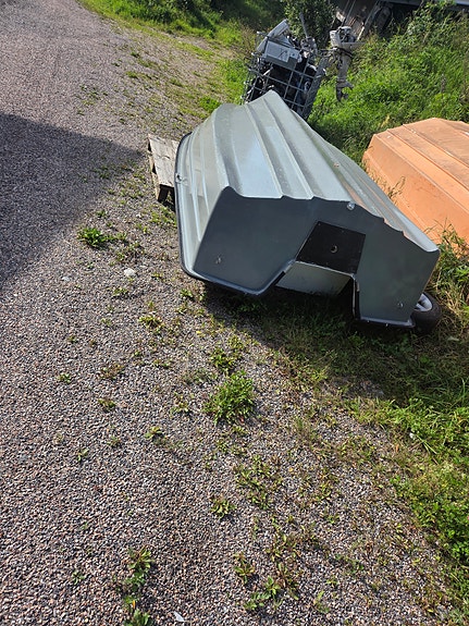Nymålad båt. 420 lång 2 of 4