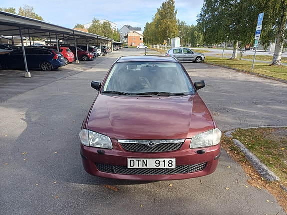 Mazda 323F 2 of 9