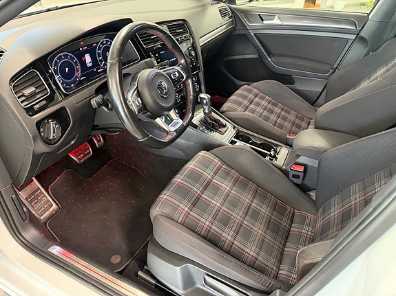 Volkswagen Golf I 10 of 19