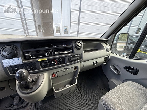 Opel Movano Skåpbil 13 of 27