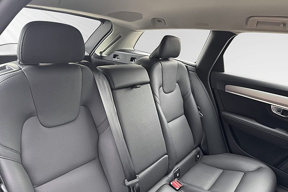 Volvo V90 11 of 16