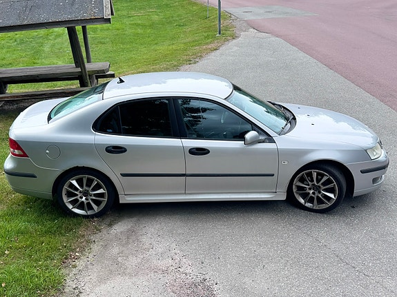 Saab 9-3 2 of 8