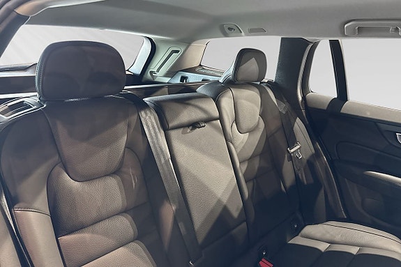 Volvo V60 11 of 17