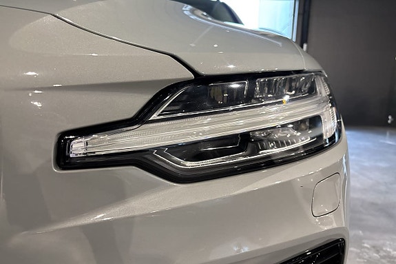 Volvo V60 13 of 17