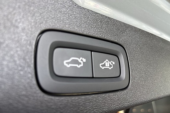 Volvo V60 16 of 17