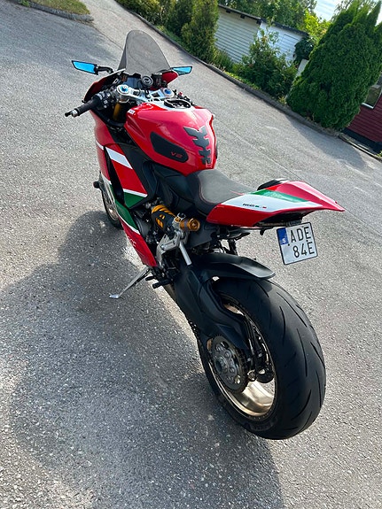 Ducati Panigale V2 11 of 11