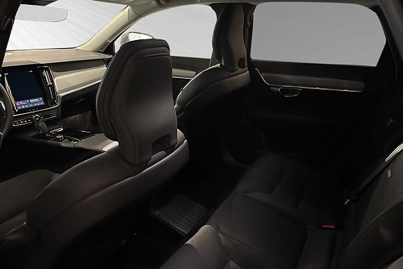 Volvo V90 8 of 11