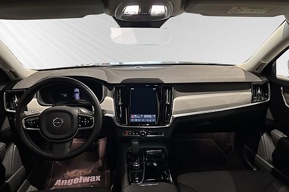 Volvo V90 9 of 11