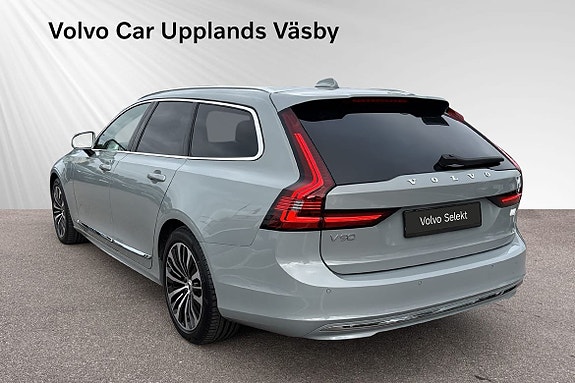 Volvo V90 4 of 11