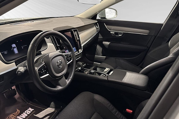 Volvo V90 7 of 11