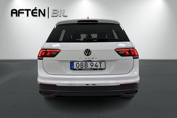 Volkswagen Tiguan 8 of 23