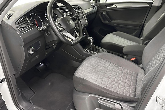 Volkswagen Tiguan 13 of 23