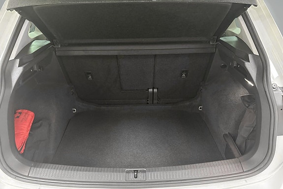 Volkswagen Tiguan 17 of 23