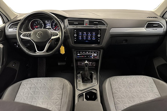 Volkswagen Tiguan 11 of 23