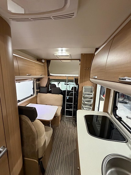 Sun Living LIDO A 49 DP | Markis | AC-bodel  | 6 Bältade platser | Truma Combi 18 of 22