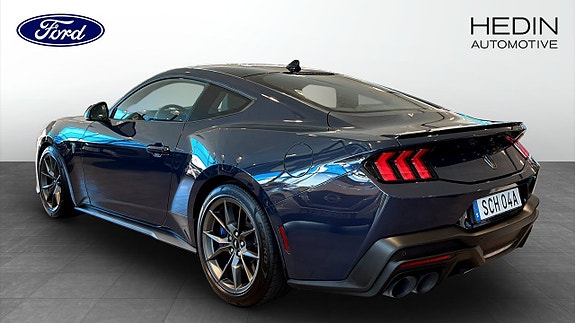 Ford Mustang 2 of 12