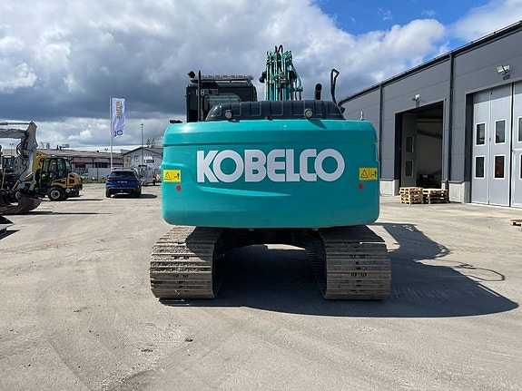Kobelco SK130-11 2 of 12