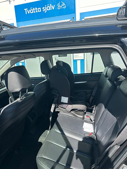 Subaru Outback 9 of 9