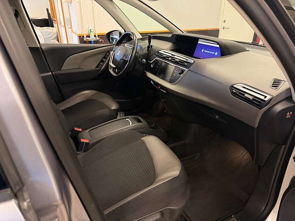 Citroen Grand C4 Picasso 9 of 11