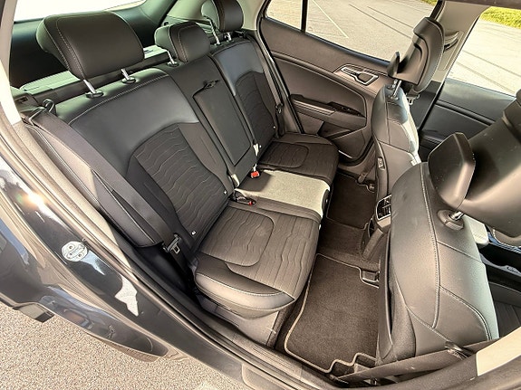 Kia Sportage 15 of 30
