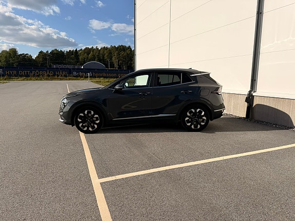 Kia Sportage 2 of 30