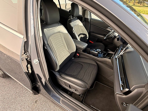 Kia Sportage 21 of 30