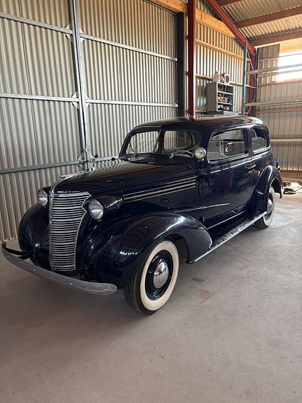 Chevrolet Master Deluxe 2 of 10