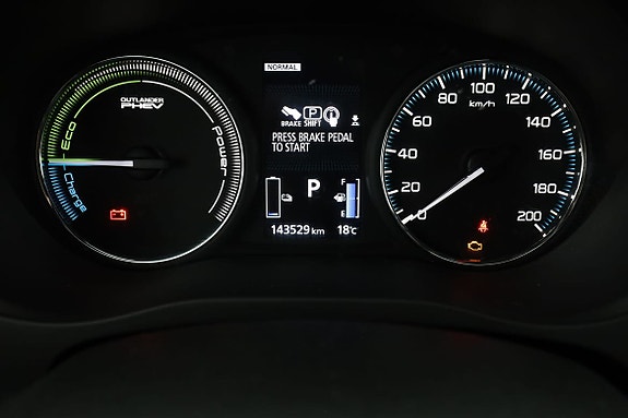 Mitsubishi Outlander 20 of 30