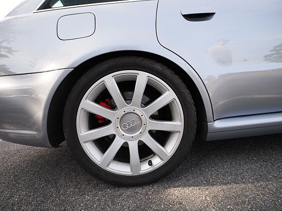 Audi RS4 17 of 24